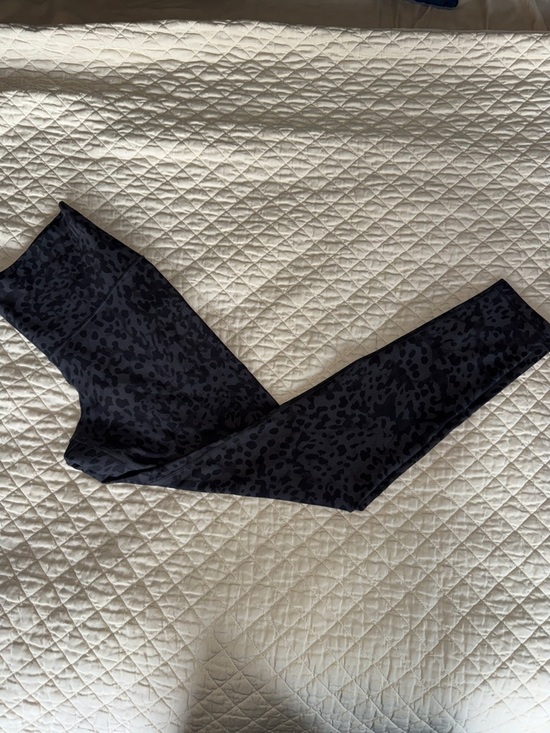 Old Navy Pants - Old Navy Active Black leopard Print Leggings